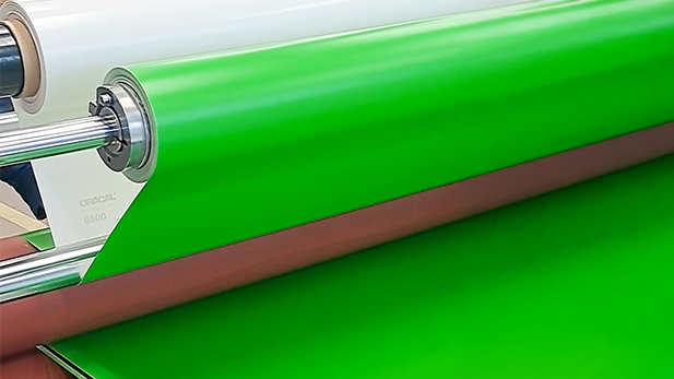 Laminowanie na zimno – trwała ochrona i efektowny wygląd druku